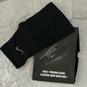 New Nike+ Black Forearm Sleeve L/XL